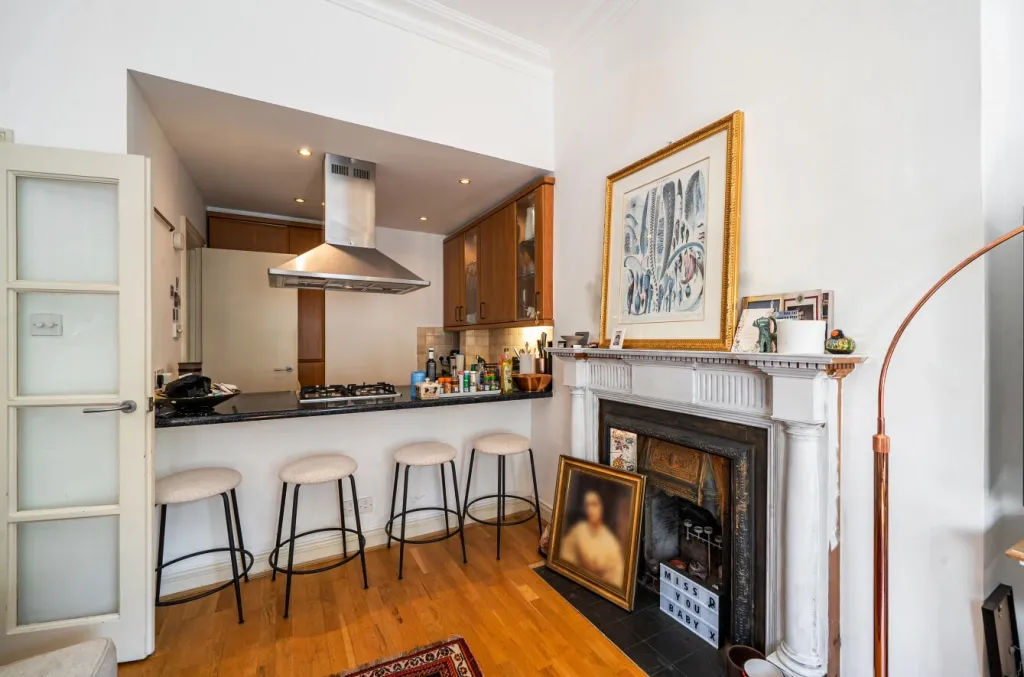 Gayton Crescent, Hampstead Village, NW3, photo 6