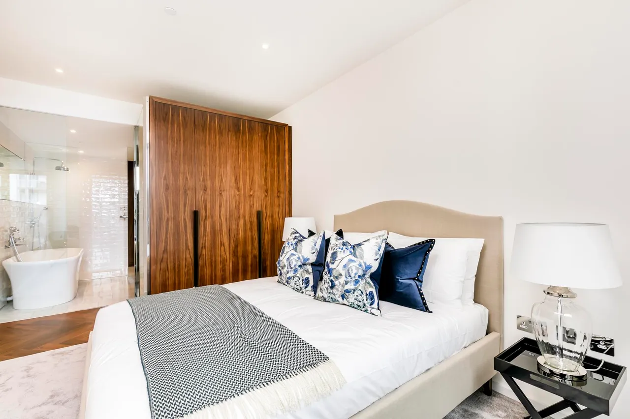 Embassy Gardens, Nine Elms, SW11, photo 6