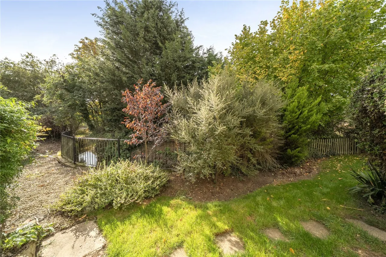 Oxenton, Cheltenham, GL52, photo 11