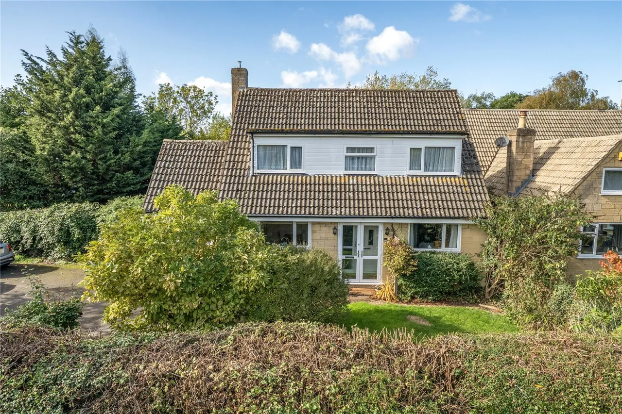Oxenton, Cheltenham, GL52, photo 21