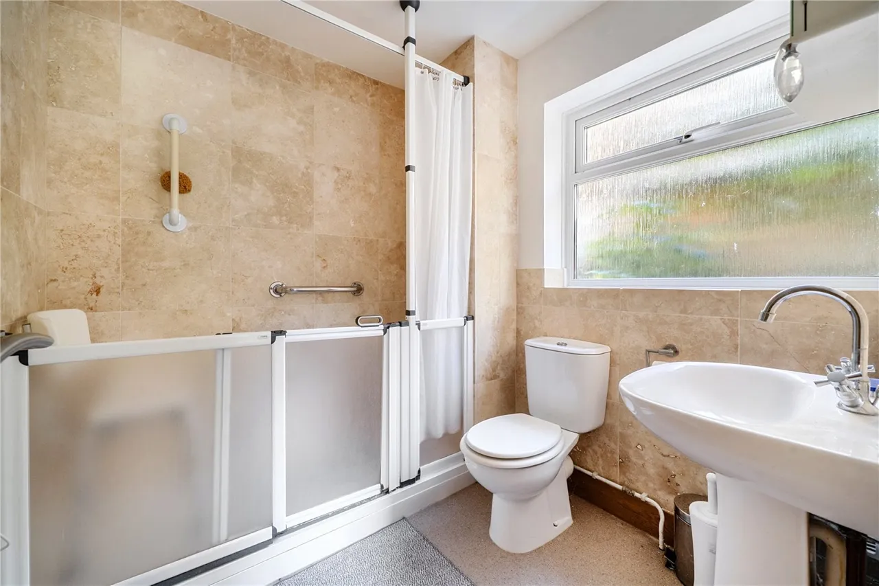 Oxenton, Cheltenham, GL52, photo 5