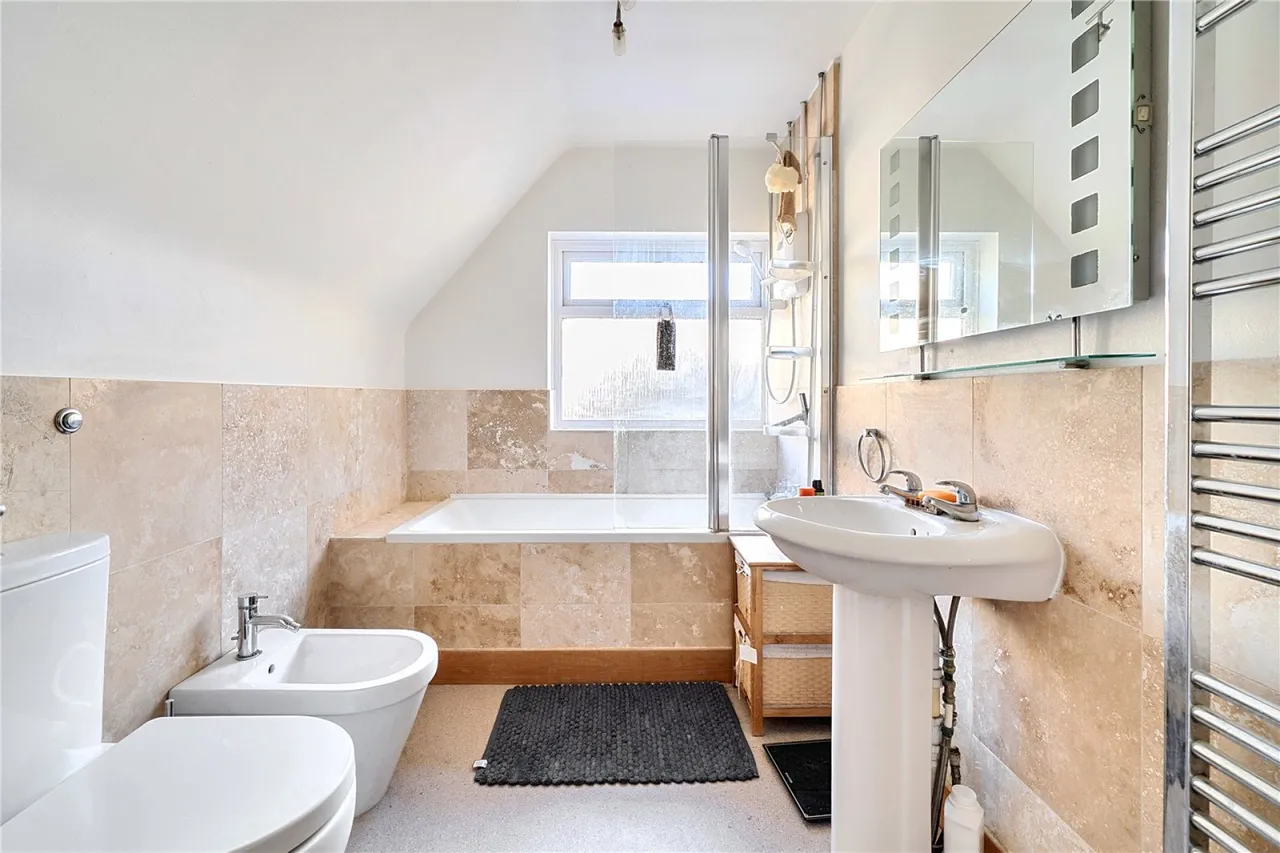 Oxenton, Cheltenham, GL52, photo 19