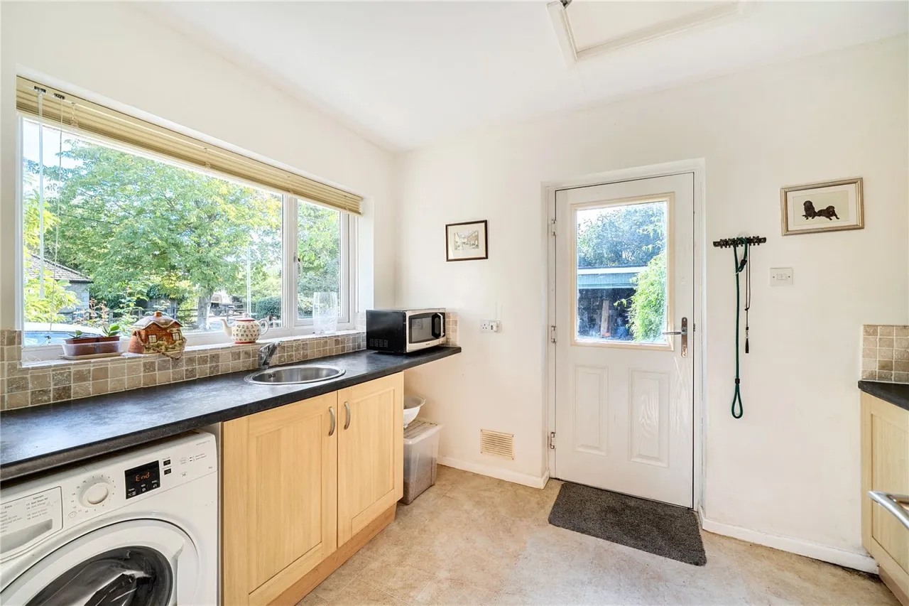 Oxenton, Cheltenham, GL52, photo 9