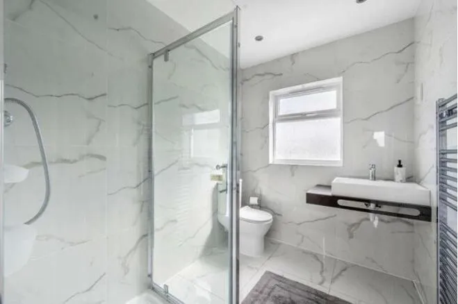 Whitchurch Lane, Edgware, HA8, photo 5
