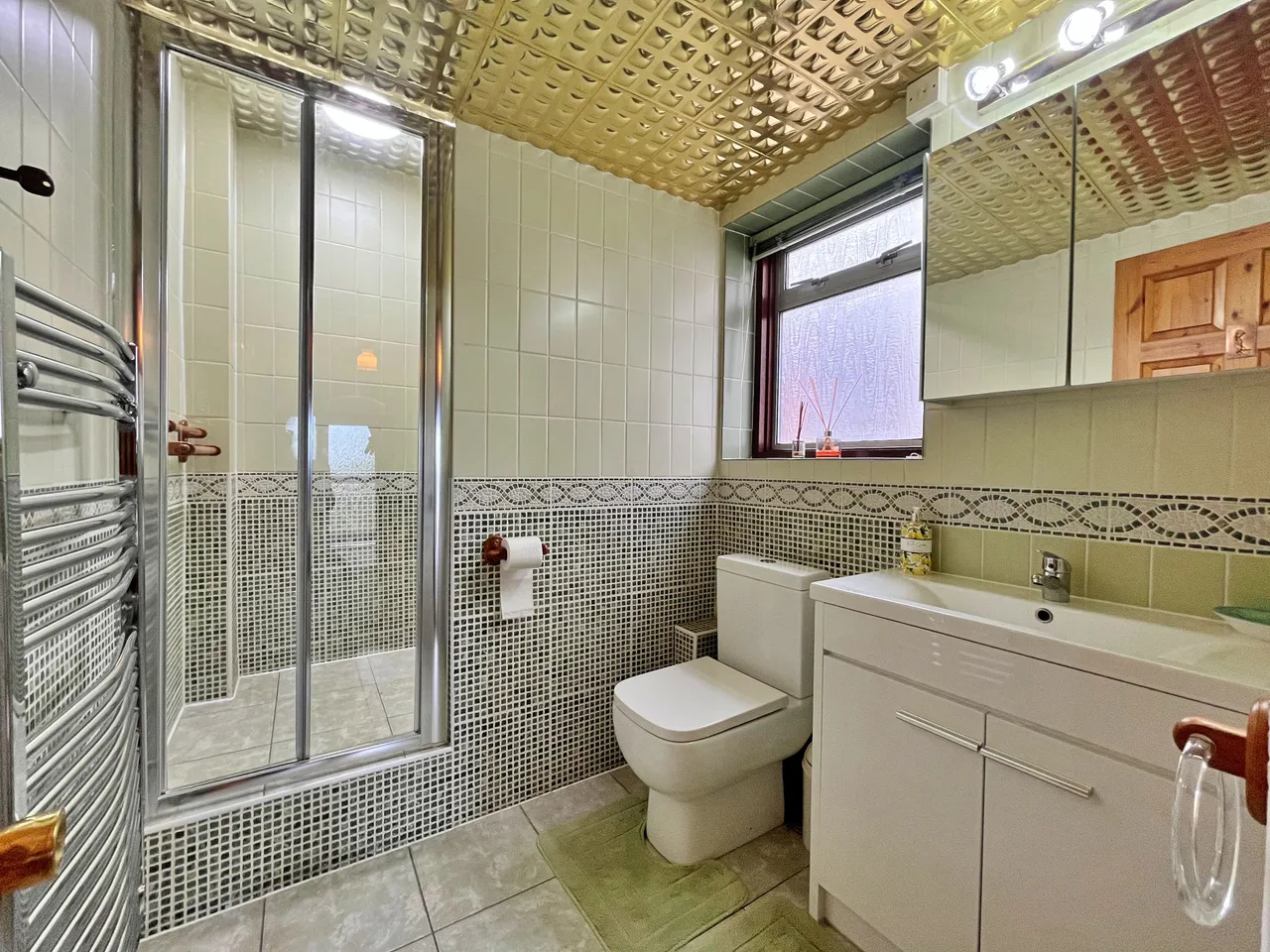 Whitton Avenue East, Greenford, UB6, photo 11