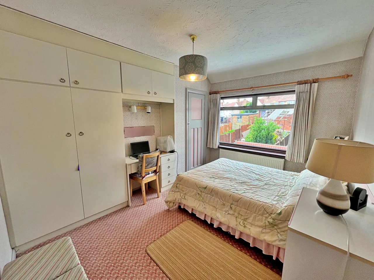 Whitton Avenue East, Greenford, UB6, photo 9