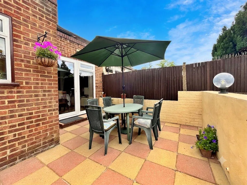 Whitton Avenue East, Greenford, UB6, photo 19