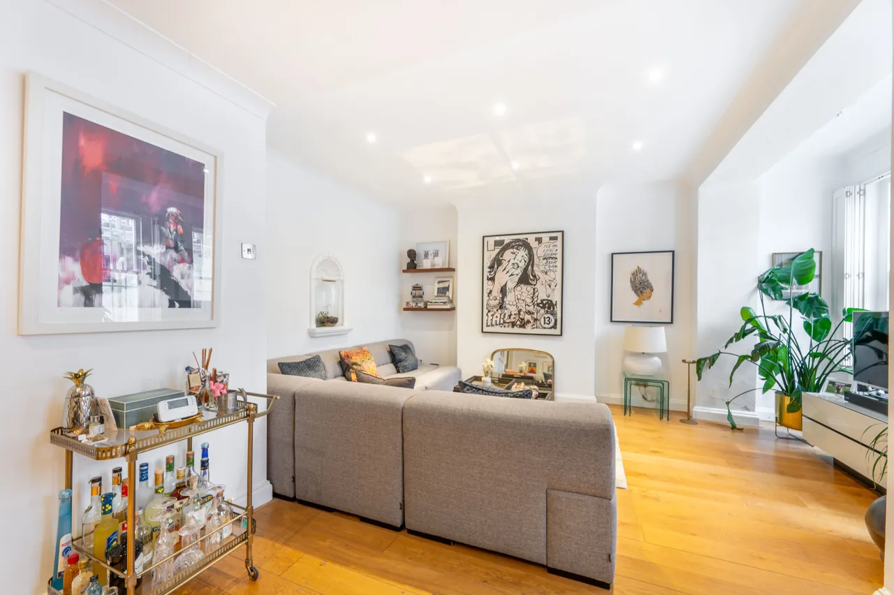 Flat K, 67 Harrington Gardens, London, photo 12