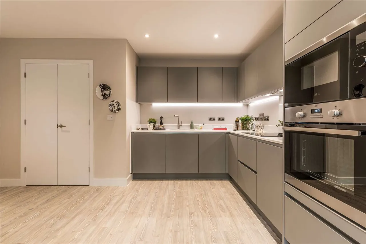 City Reach, 1 Fanshawe Road, Cambridge, Cambridgeshire, CB1 3QX, photo 5
