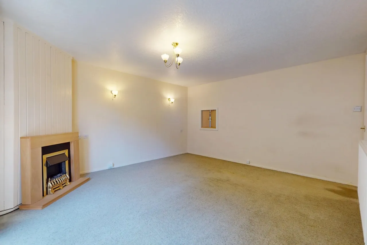 Oakfield Road, Shawbirch, Telford TF5 0NB, photo 5