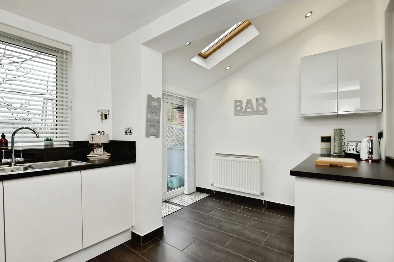 Crewe Road, Sandbach, Cheshire, CW11, photo 7