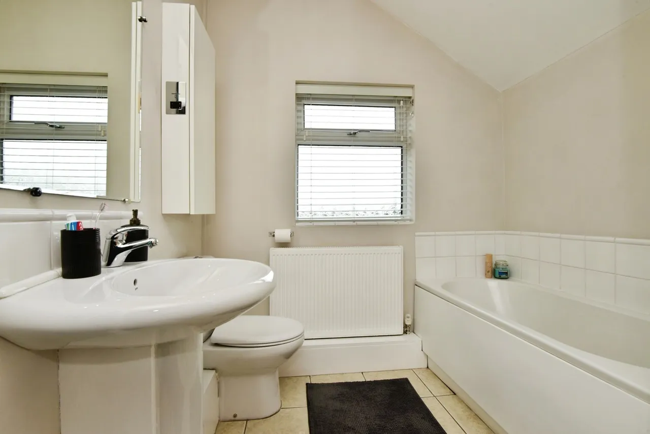 Crewe Road, Sandbach, Cheshire, CW11, photo 17