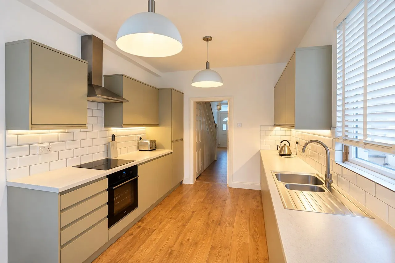 Albany Avenue, Westcliff-On-Sea, photo 4