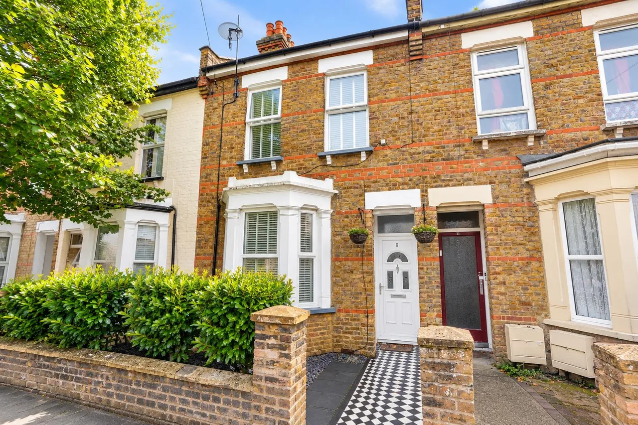 3 bed house to rent, Albany Avenue, Westcliff-On-Sea