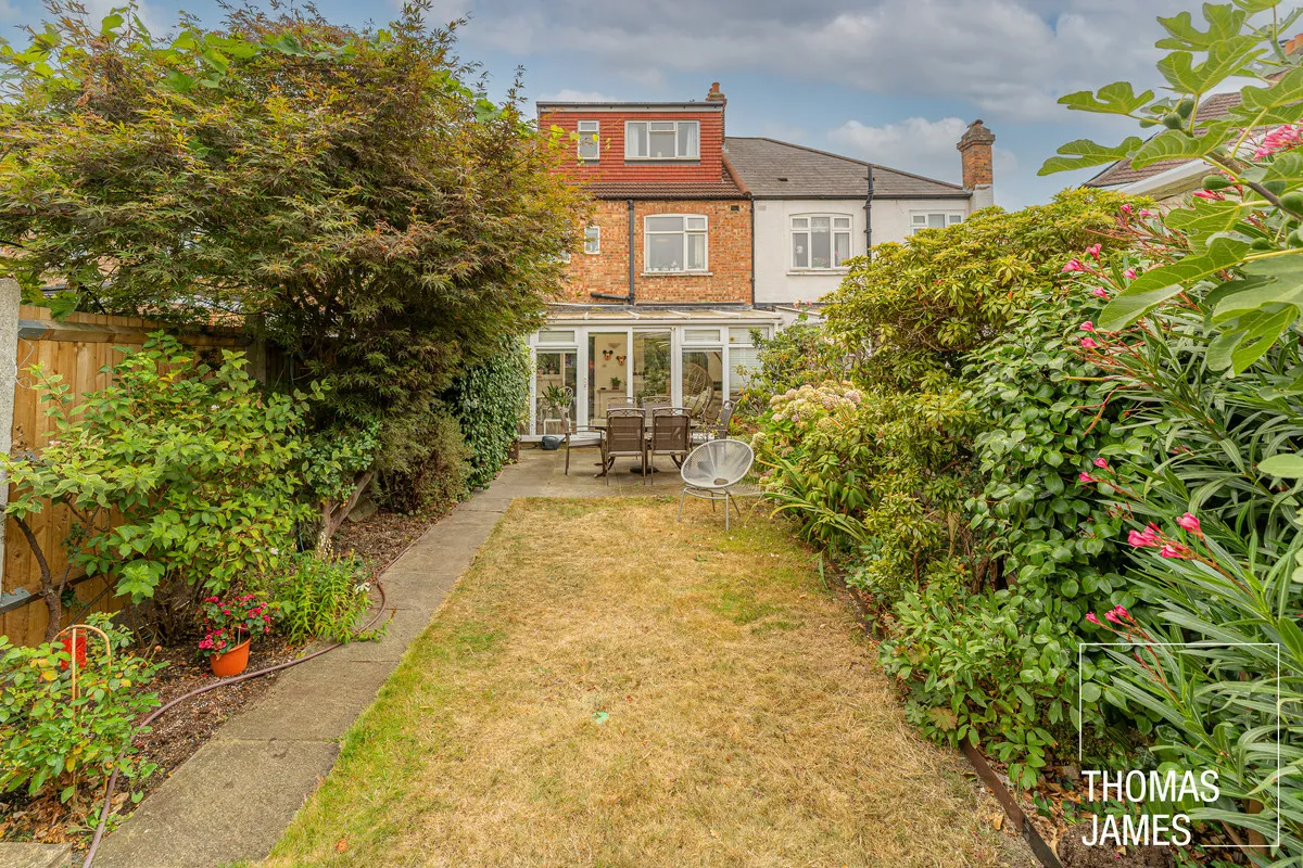 London, N21, photo 20