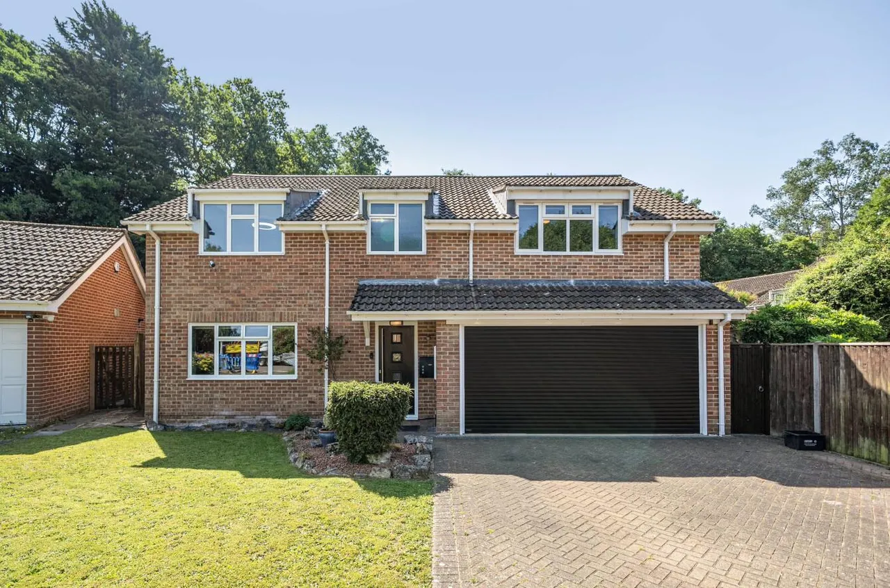 5 bed house for sale — Sherborne Court, Eastleigh, Hampshire, SO50 4PB