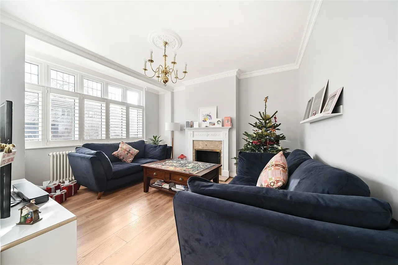 Horncastle Road, SE12, photo 2