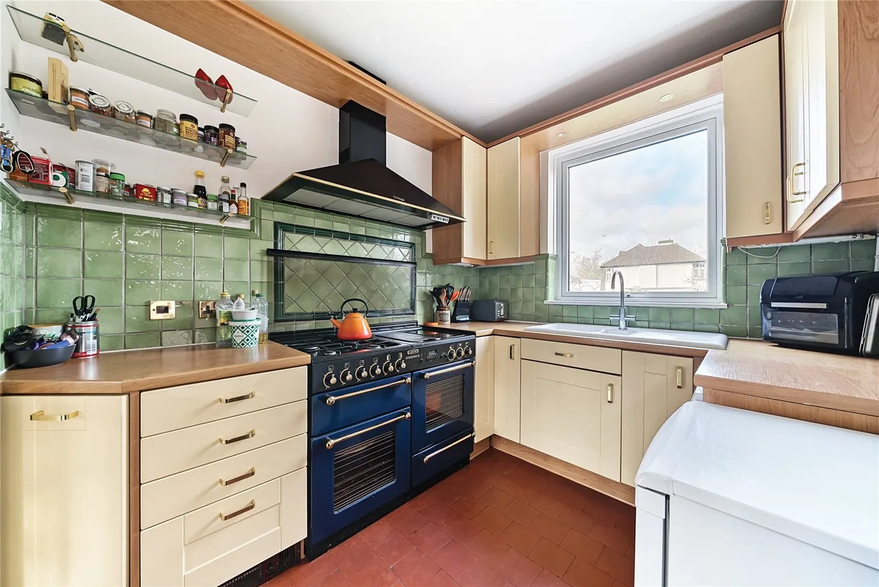 Horncastle Road, SE12, photo 5
