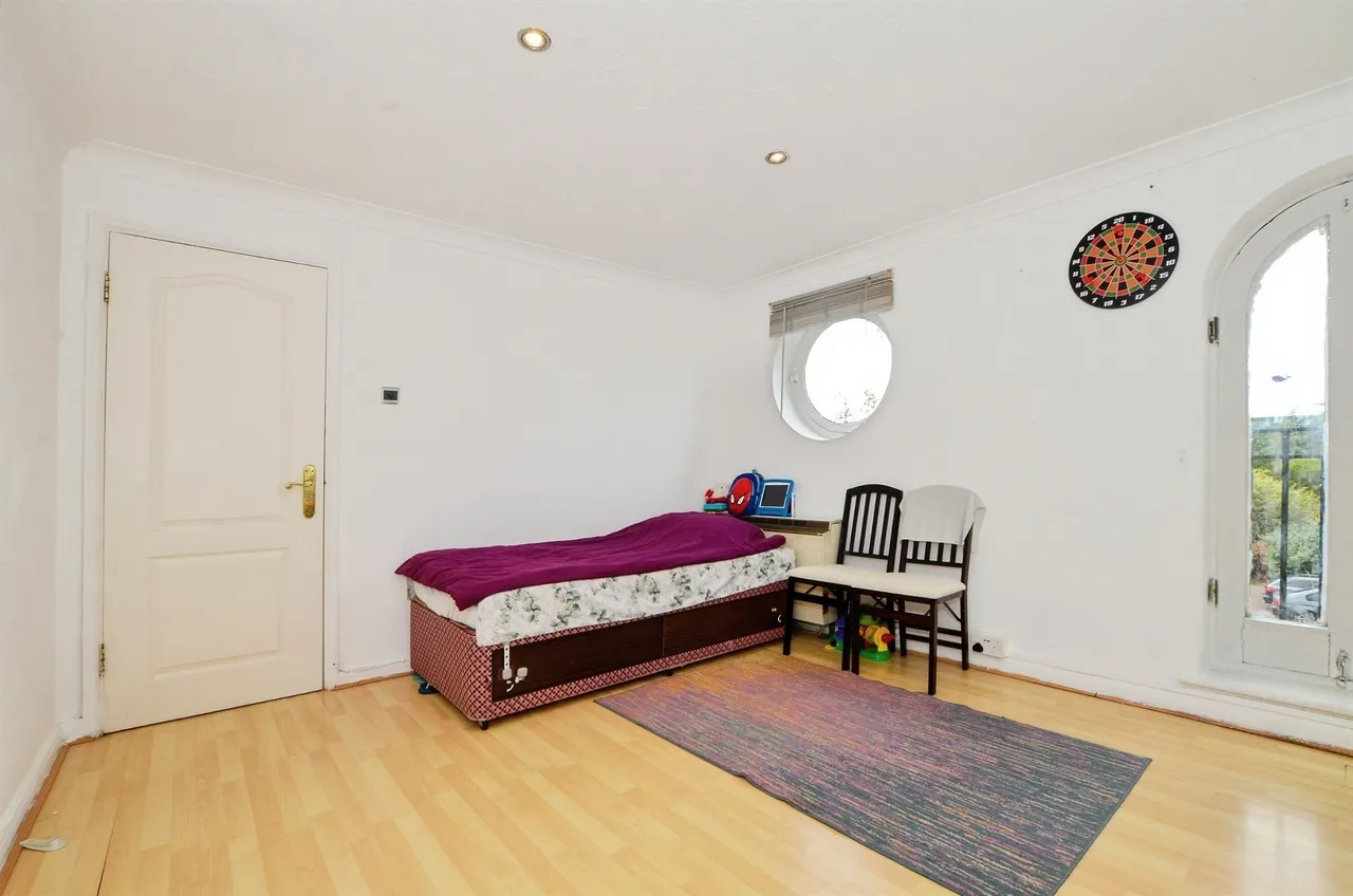 Walsingham Close, Hatfield, AL10, photo 3