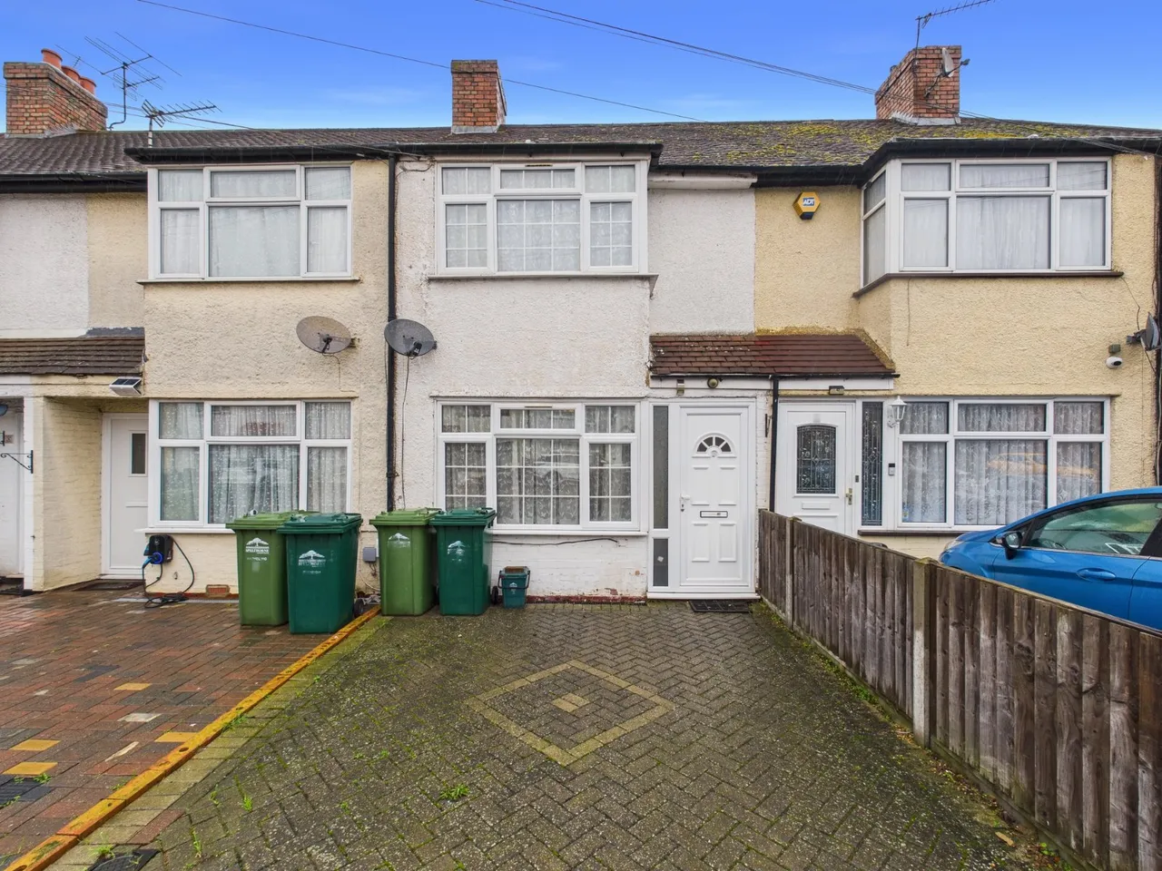 2 bed ravensbourne avenue, stanwell, staines-upon-thames,tw19 to rent, Stanwell, Staines-Upon-Thames