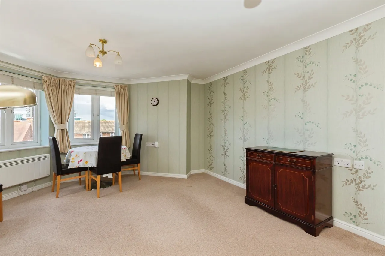 Croft Road, Aylesbury, HP21, photo 7