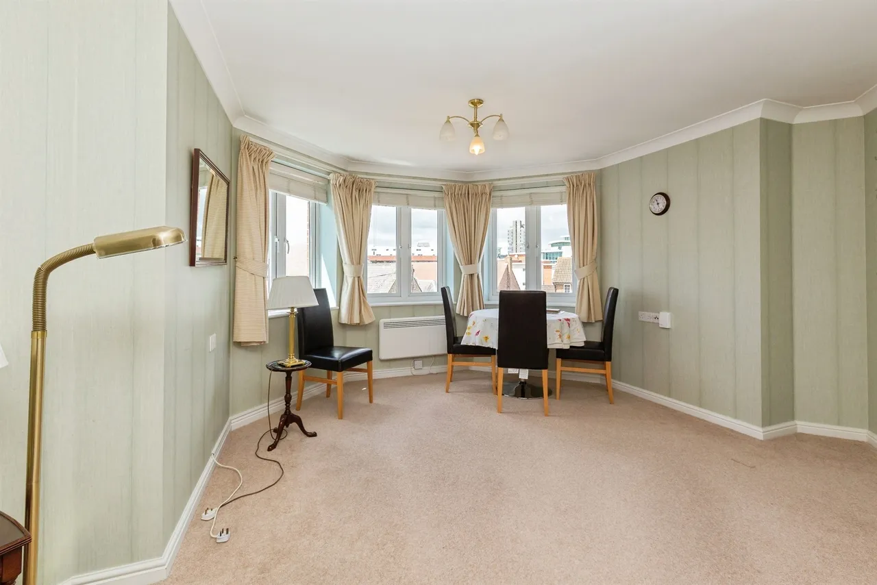 Croft Road, Aylesbury, HP21, photo 8