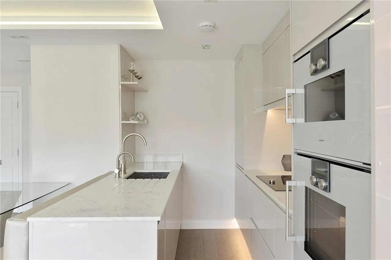 Prince Albert Road, London, NW8 7SA, photo 2