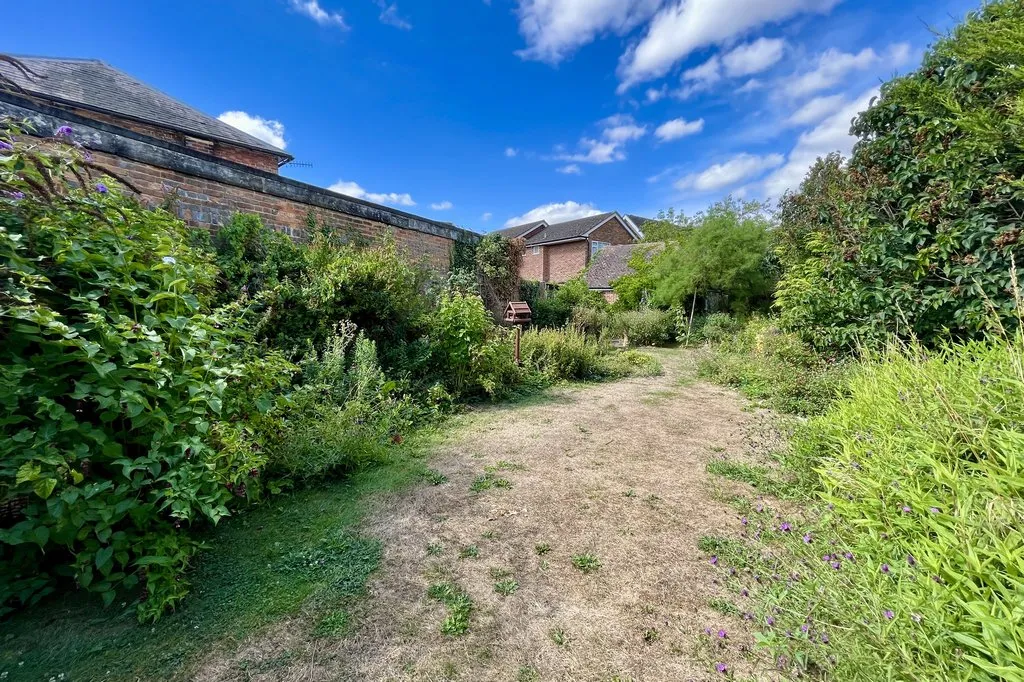 Pound Road, East Peckham, TN12, photo 25