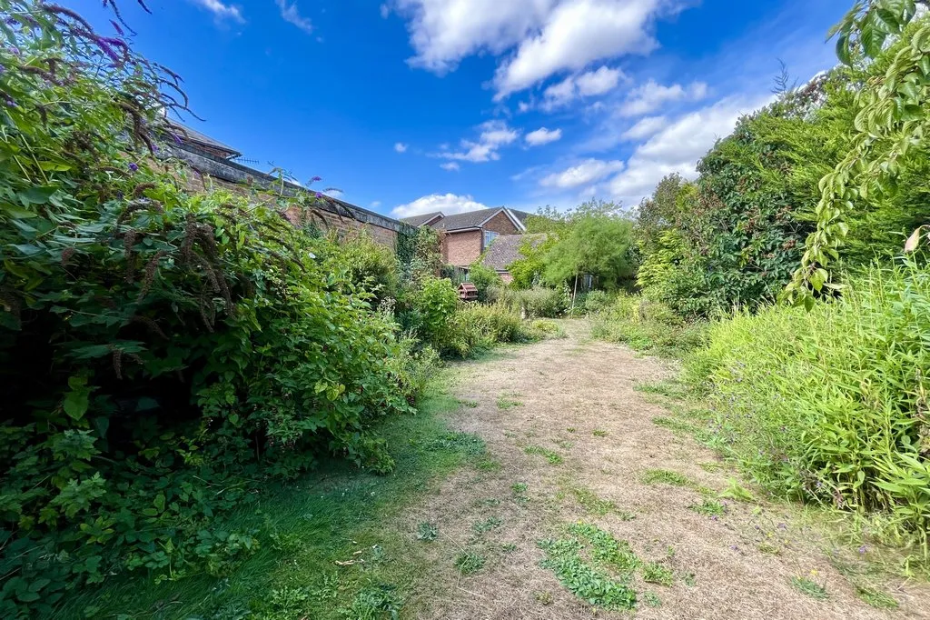 Pound Road, East Peckham, TN12, photo 23