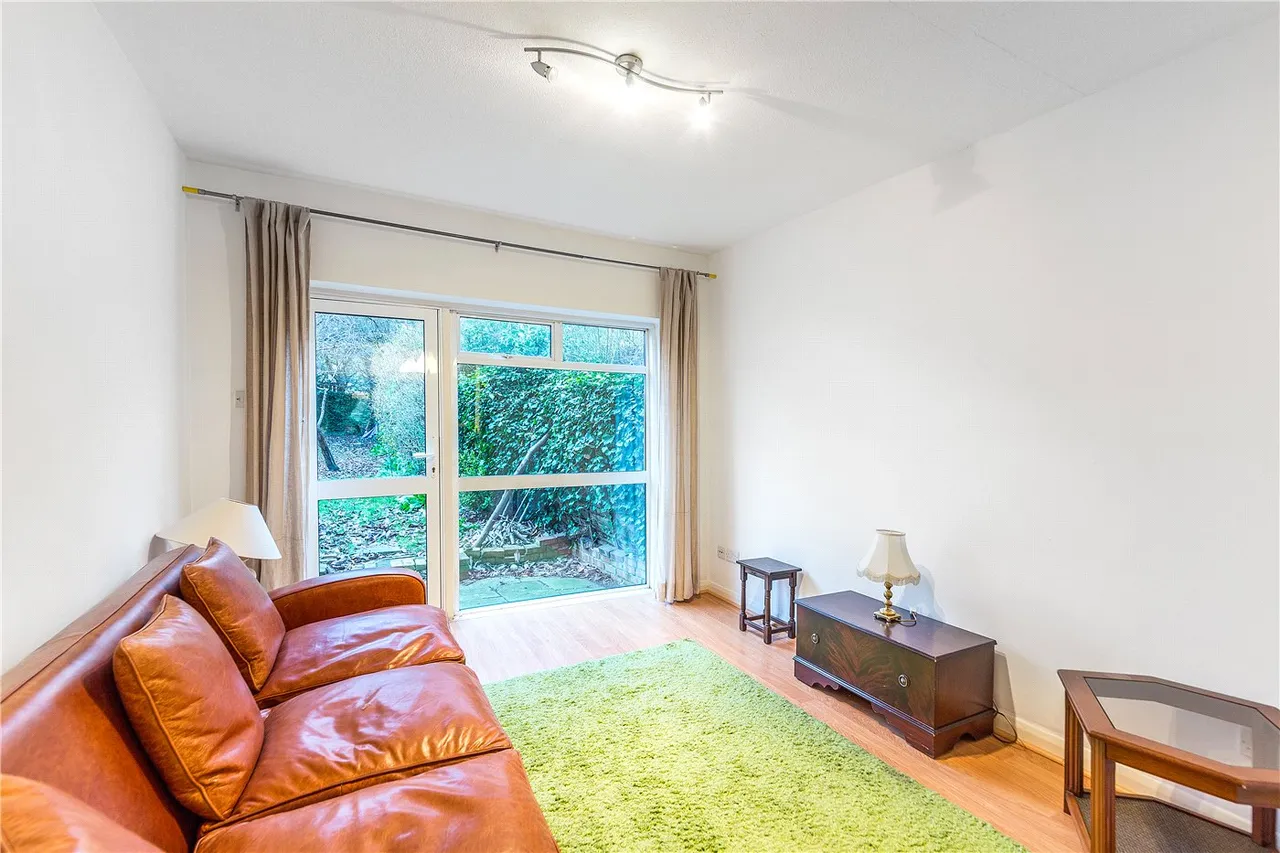 Eaton Rise, London, W5, photo 8