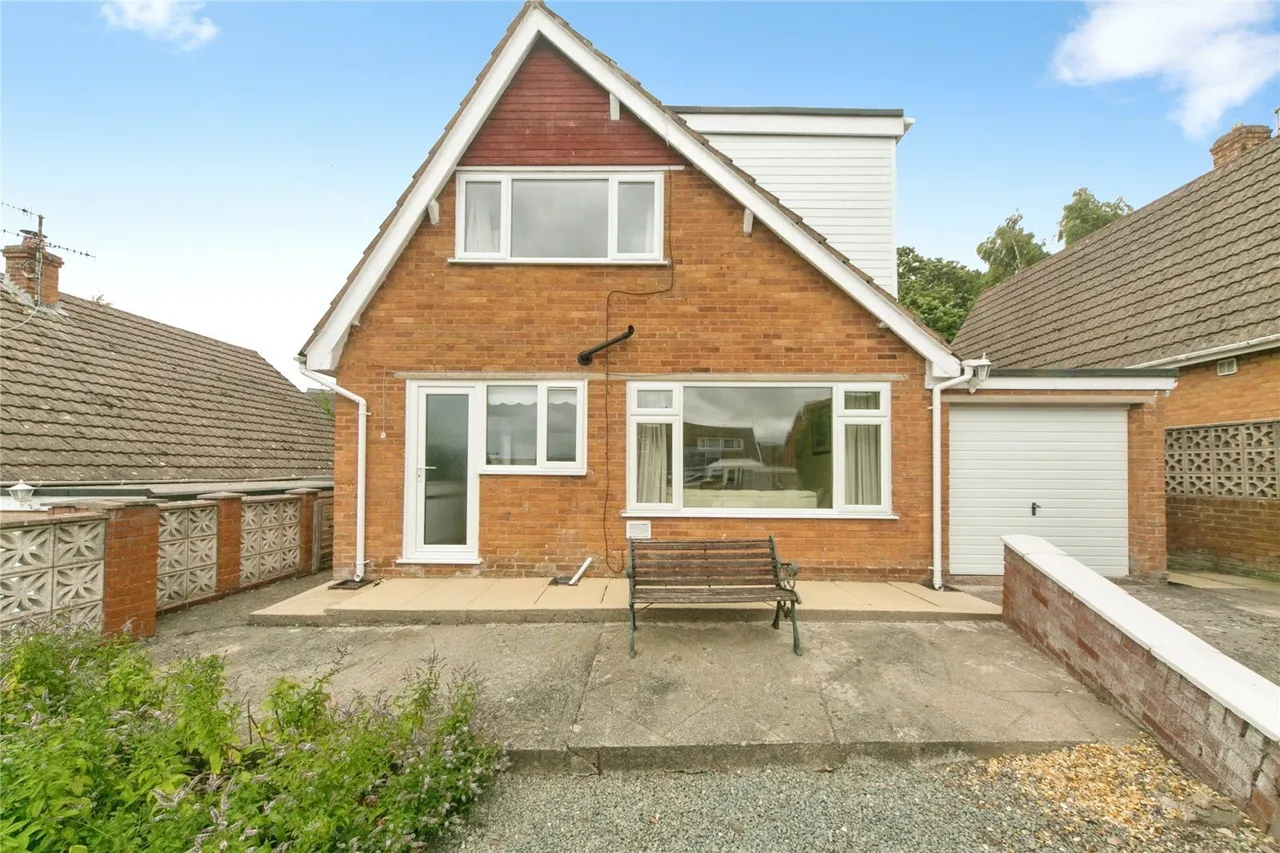 Top Llan Road, Colwyn Bay, LL28, photo 15