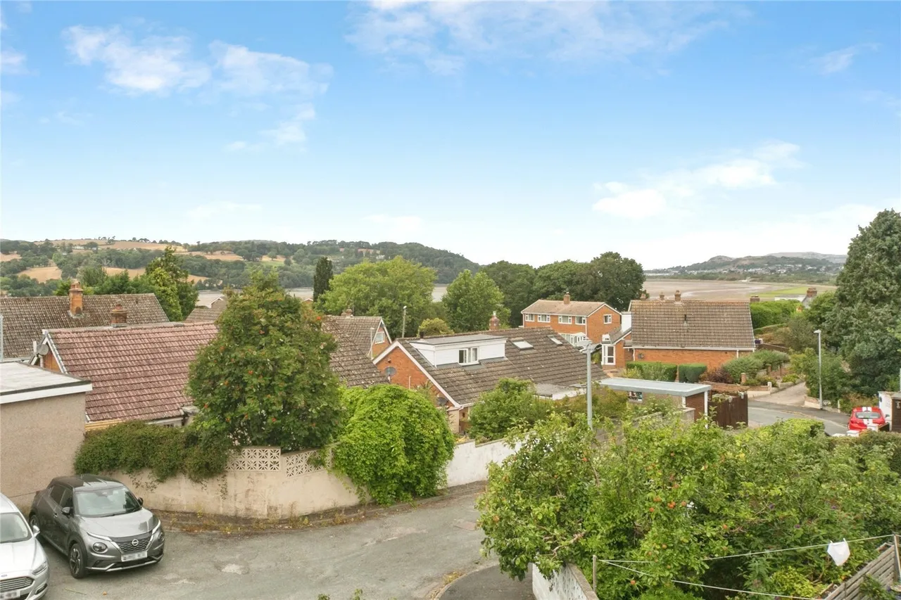 Top Llan Road, Colwyn Bay, LL28, photo 14