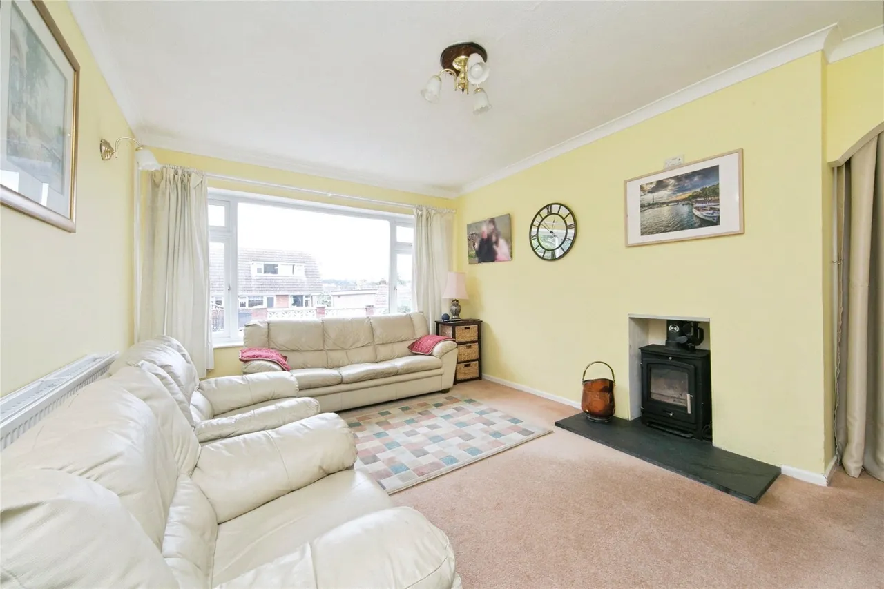 Top Llan Road, Colwyn Bay, LL28, photo 2