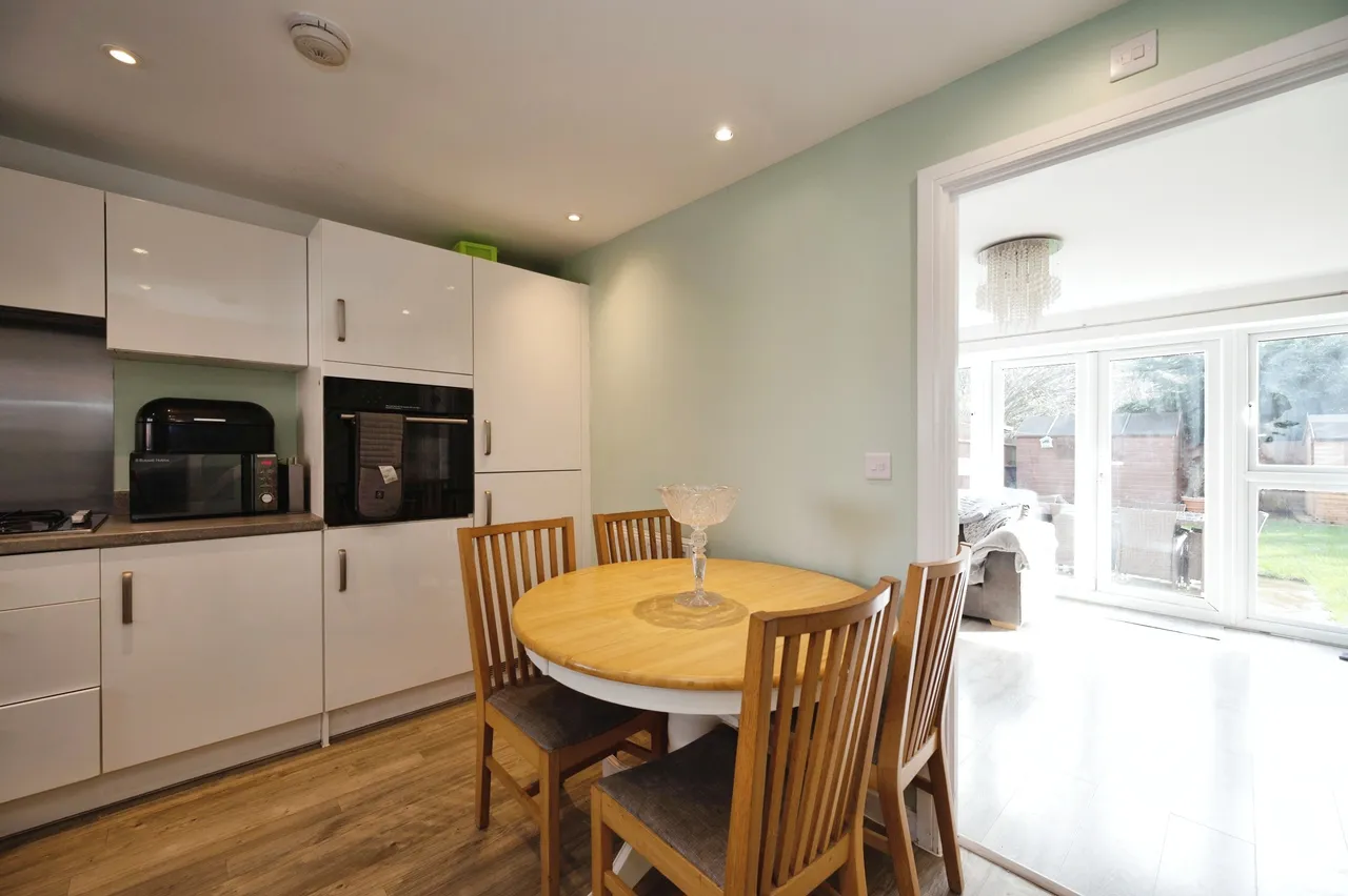 Herons Way, Hayling Island, PO11, photo 12