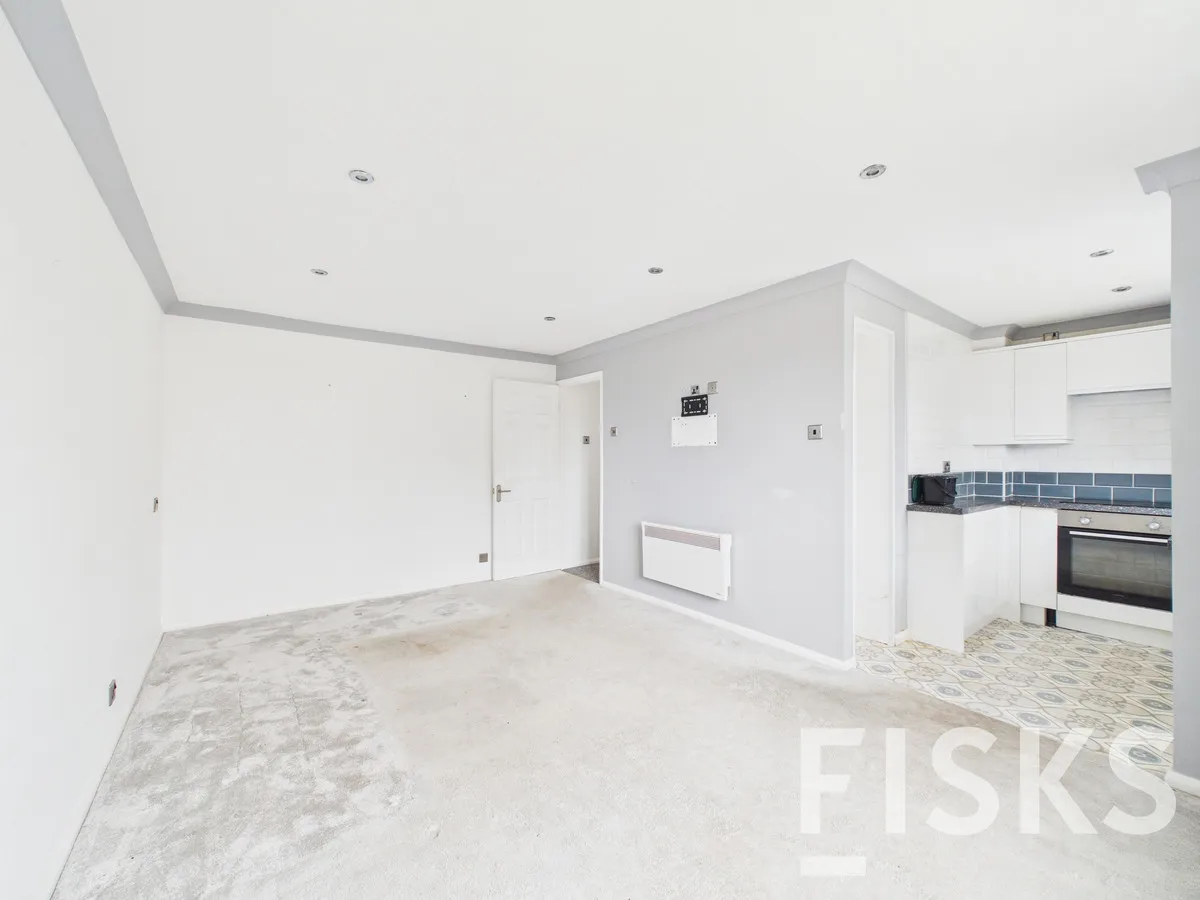 1 bed flat for sale, London Road, Benfleet, SS7