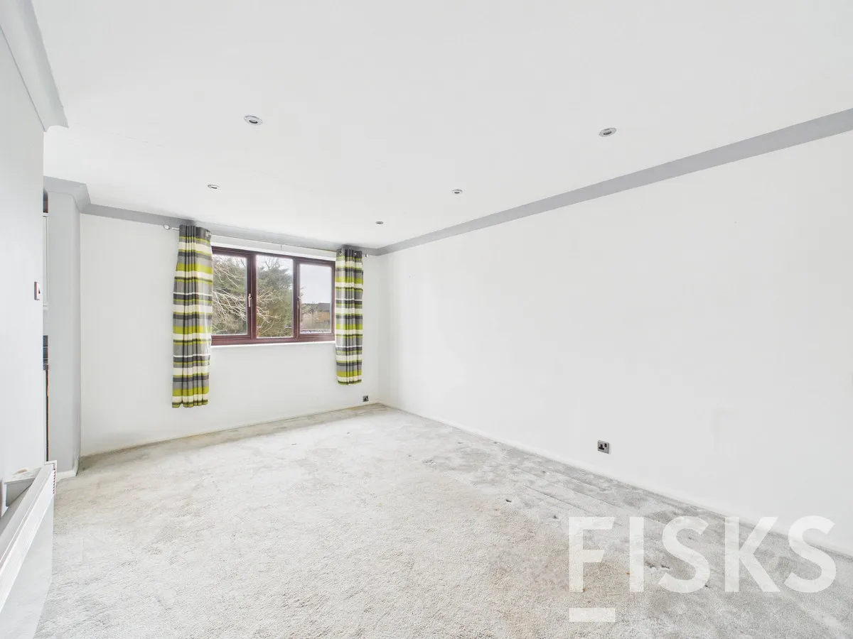 London Road, Benfleet, SS7, photo 7