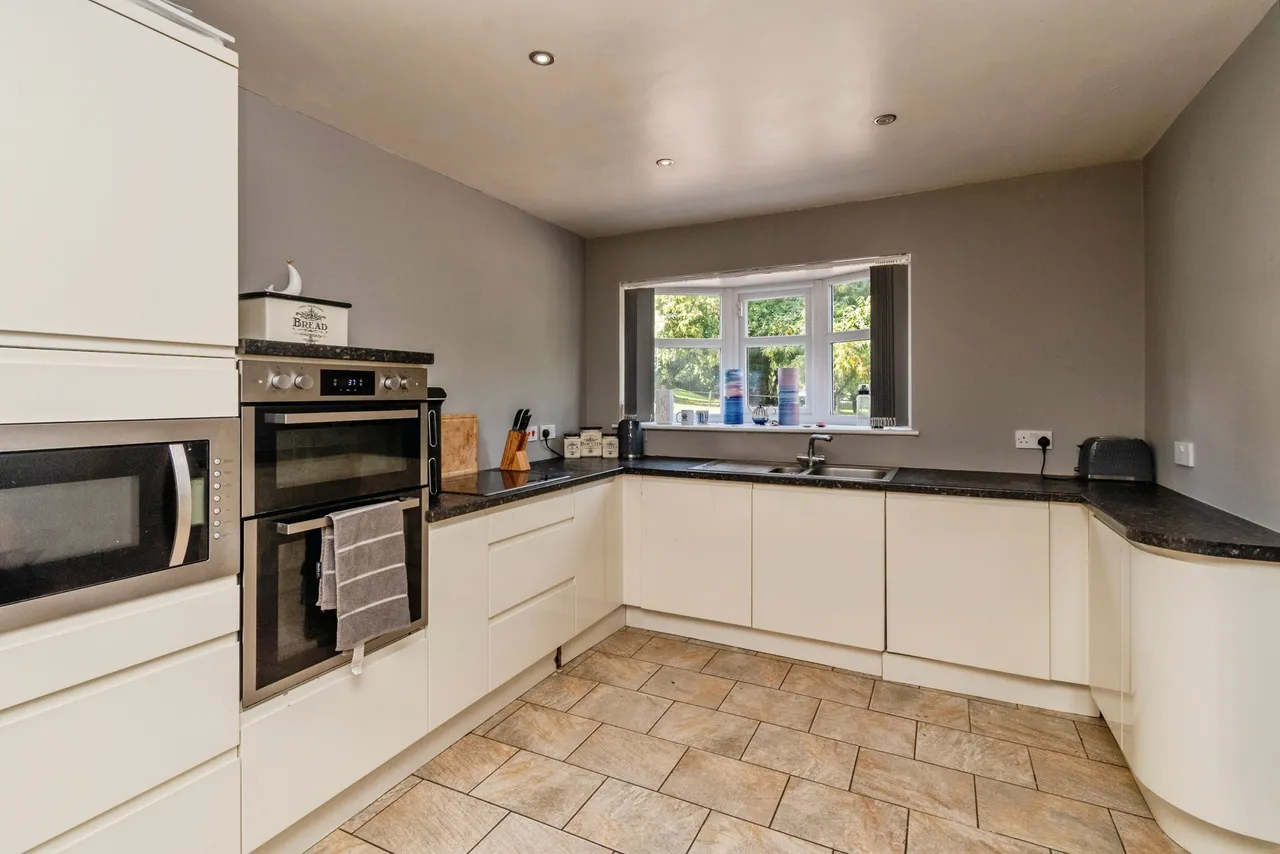 Ashmead Road, Burntwood, WS7, photo 8