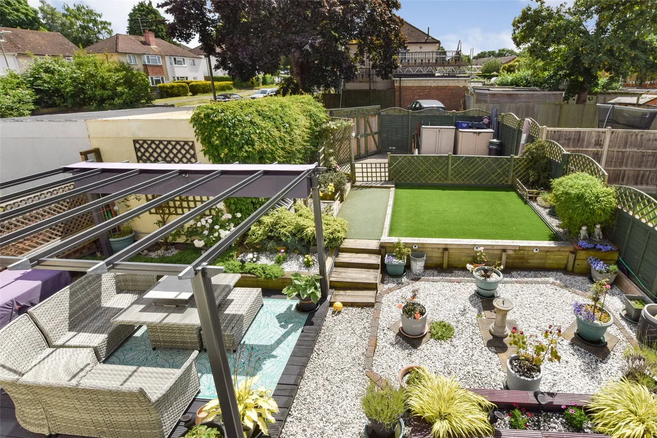 Cripley Road, Farnborough, Hampshire, GU14 9QB, photo 18