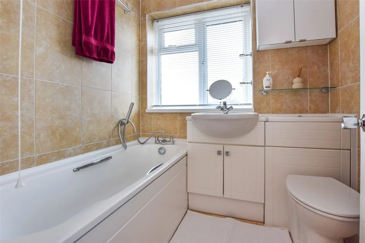 Cripley Road, Farnborough, Hampshire, GU14 9QB, photo 13