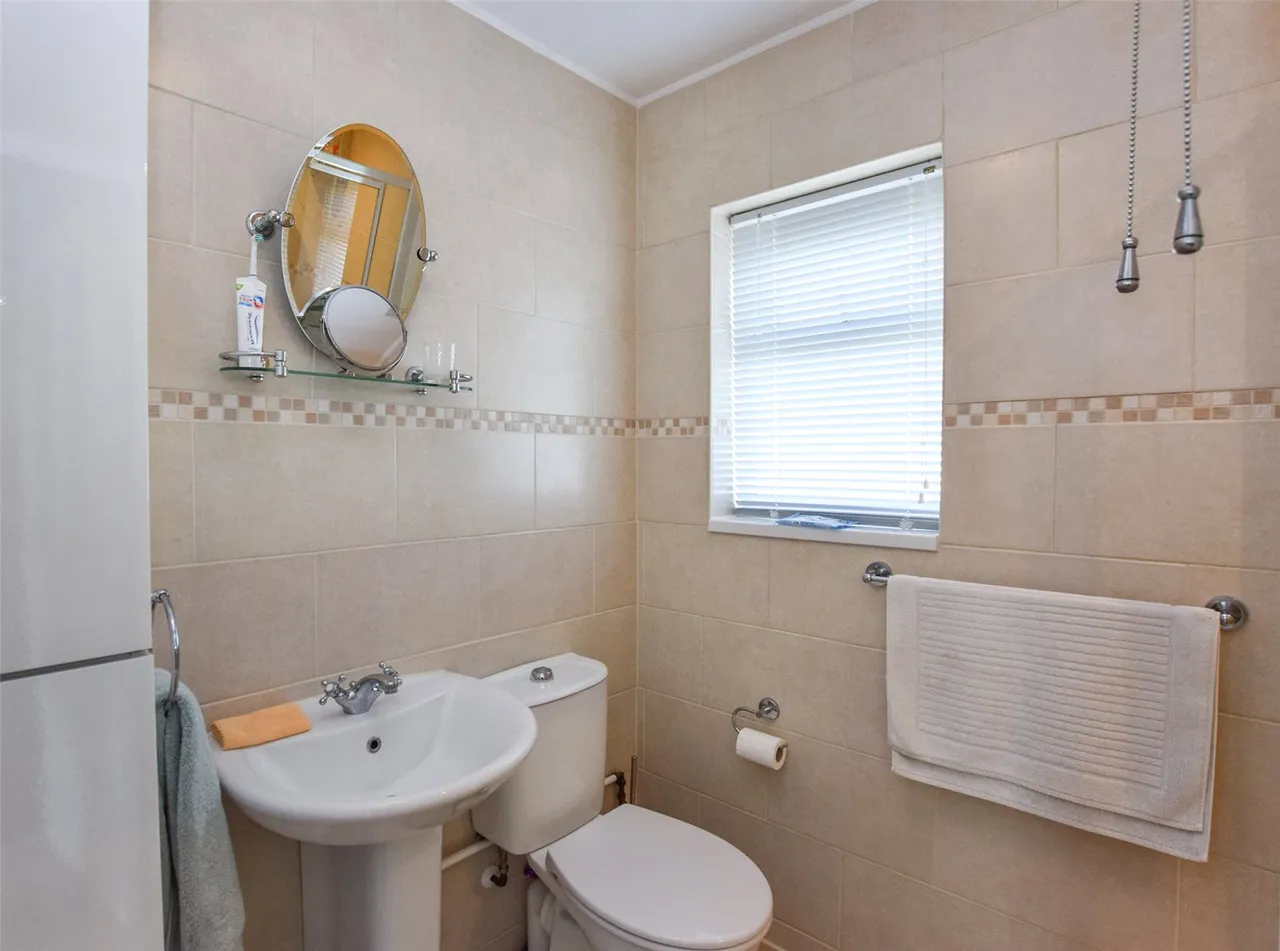 Cripley Road, Farnborough, Hampshire, GU14 9QB, photo 14