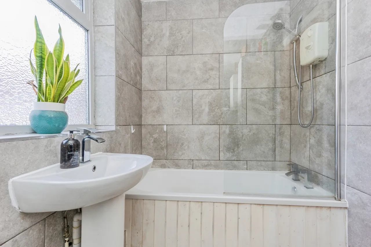 Mount Drive, Marple, Stockport, Greater Manchester, SK6, photo 20
