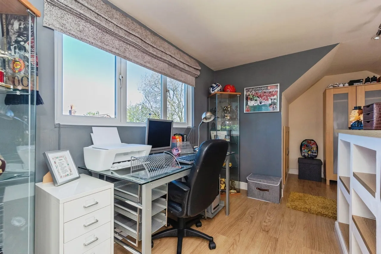 Healey Close, Manchester, Greater Manchester, M23, photo 11