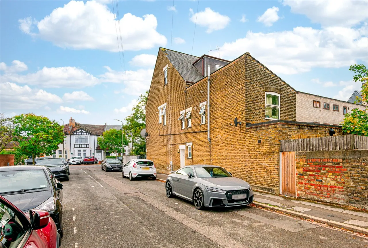 Nether Street, North Finchley, photo 6
