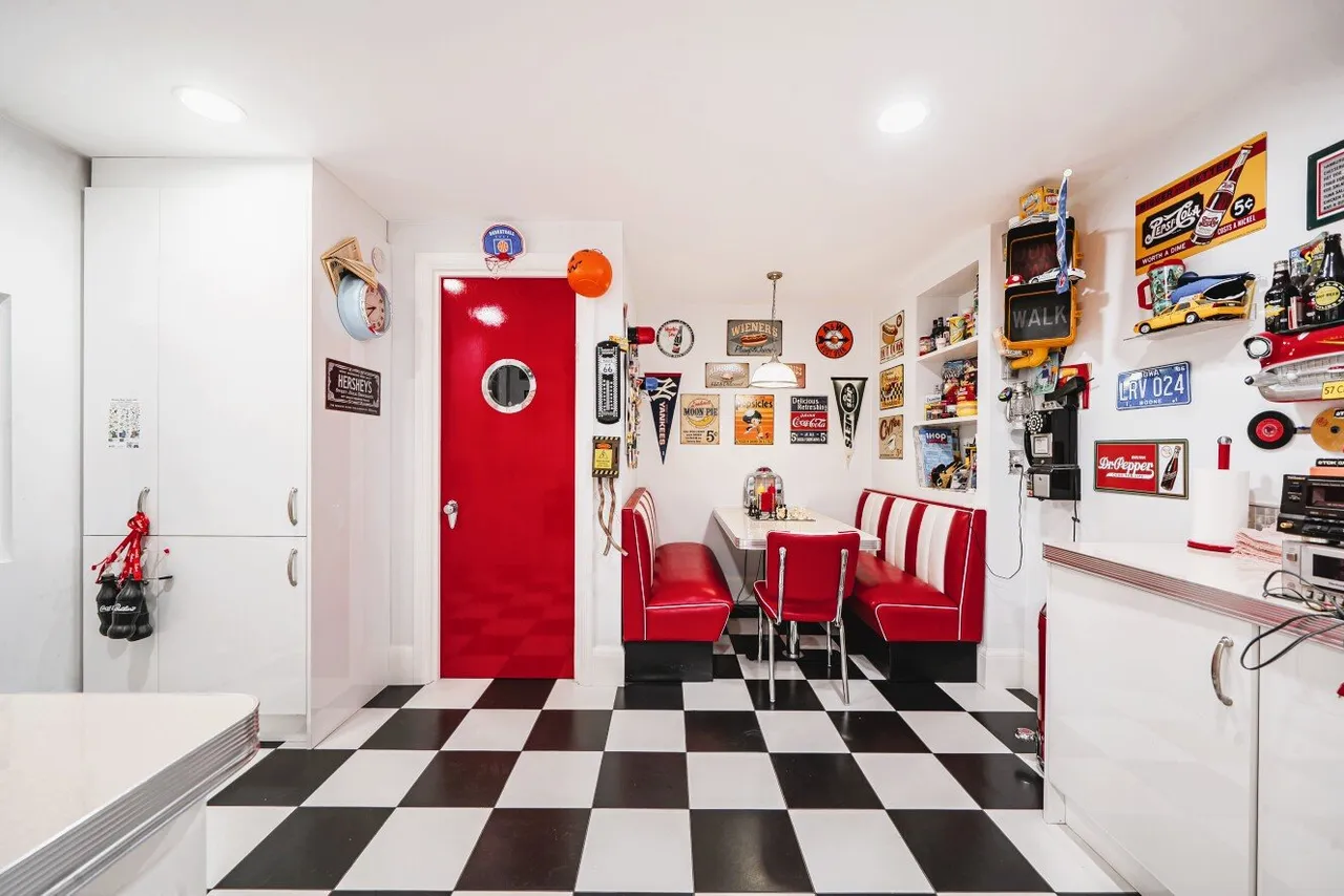 Haverstock Hill, Belsize Park, NW3, photo 14