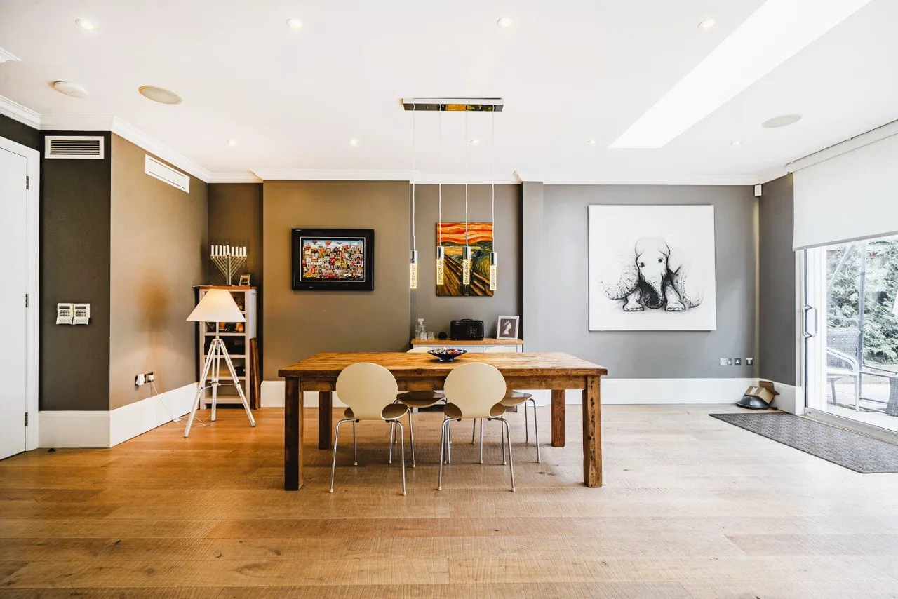 Haverstock Hill, Belsize Park, NW3, photo 4