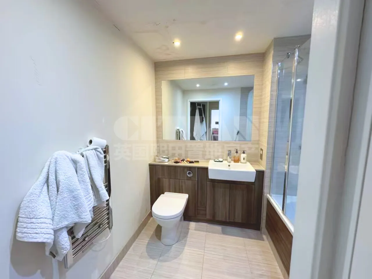 Golding House, NW9, photo 4