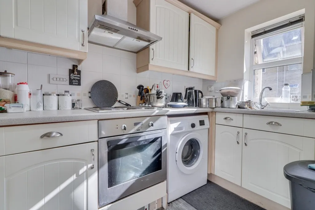 Navigation Drive, Apperley Bridge, BD10, photo 4