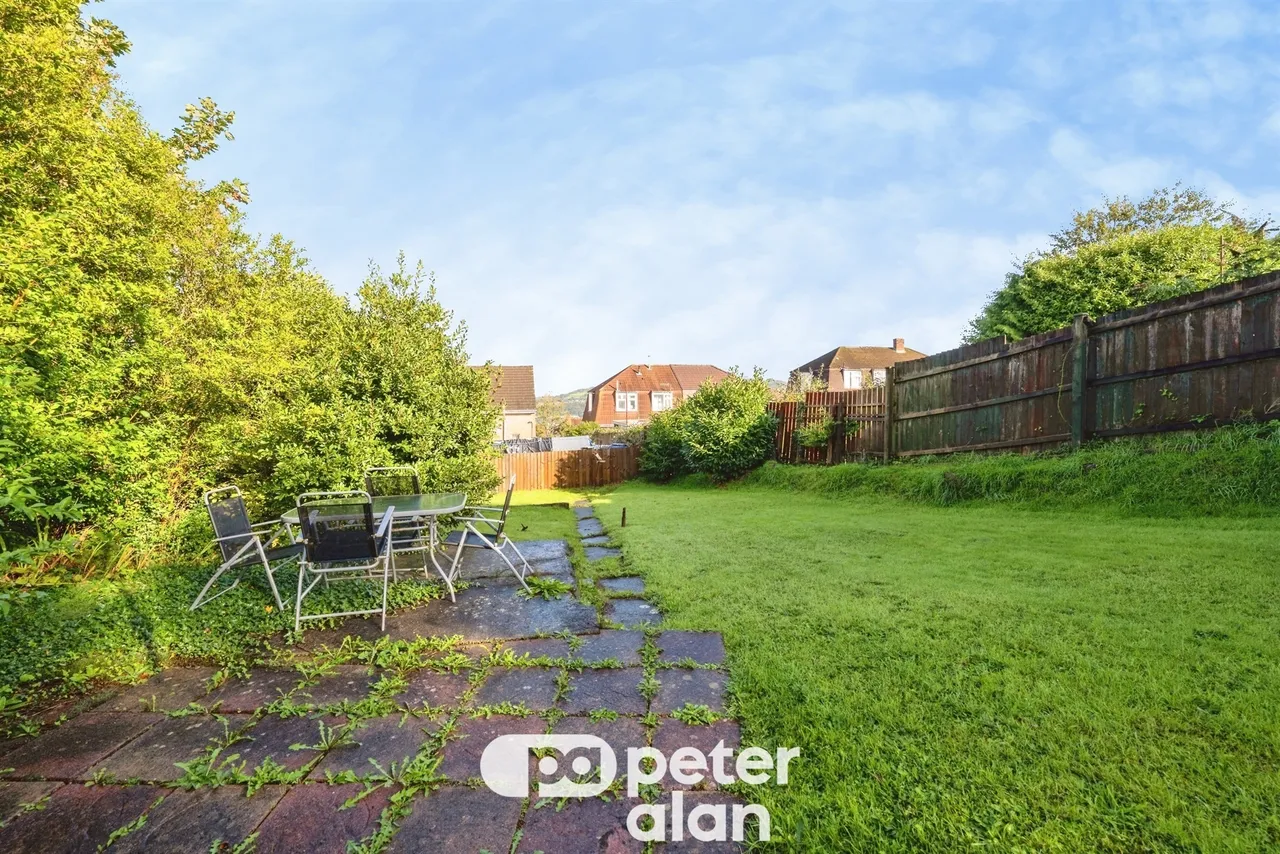 Caederwen Road, Neath, SA11, photo 16
