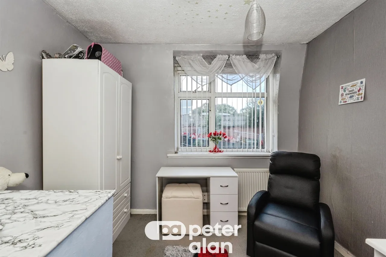 Caederwen Road, Neath, SA11, photo 7