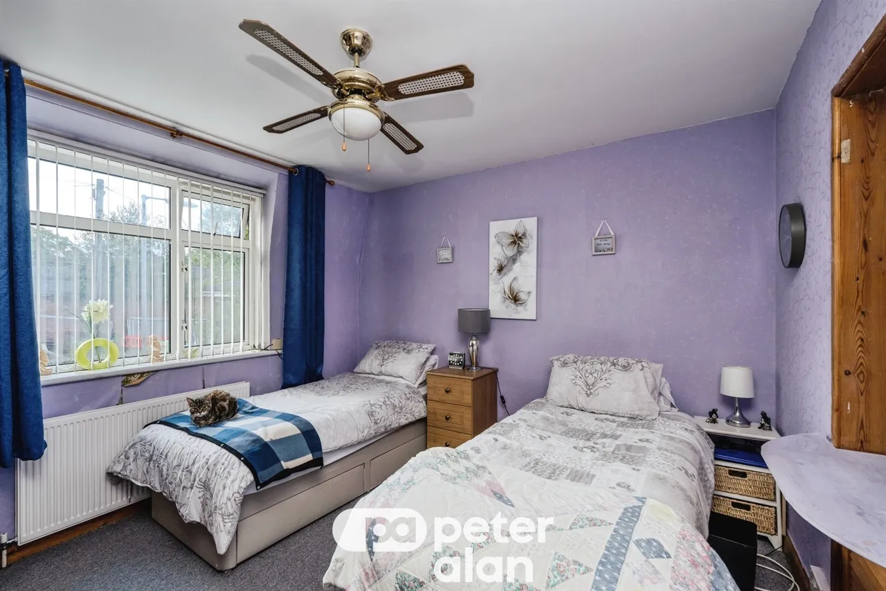 Caederwen Road, Neath, SA11, photo 10